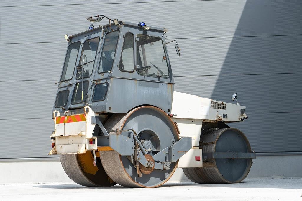 Hamm HW 90