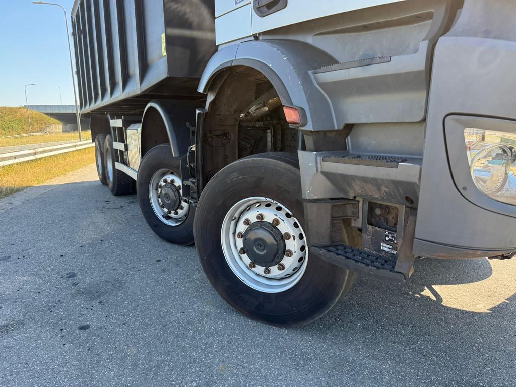 Mercedes-Benz Arocs 4848 8x8 tipper