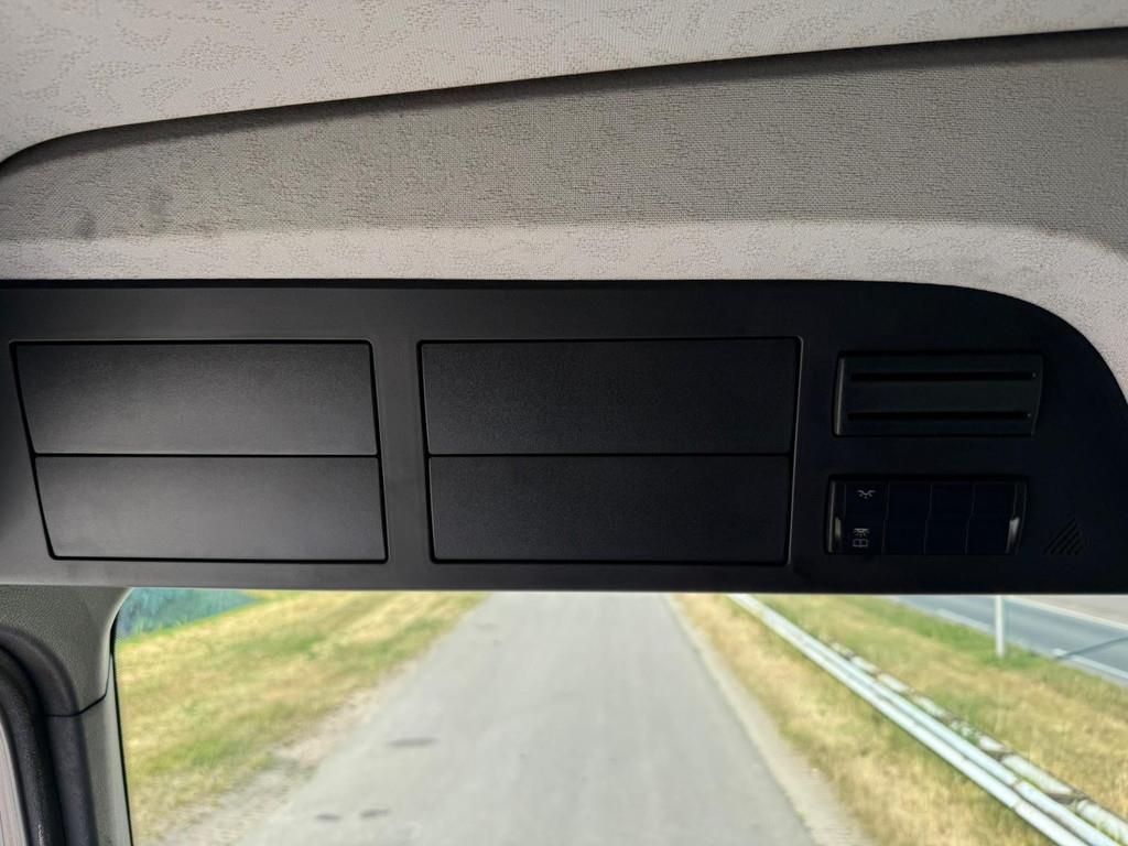 Mercedes-Benz Arocs 4848 8x8 tipper