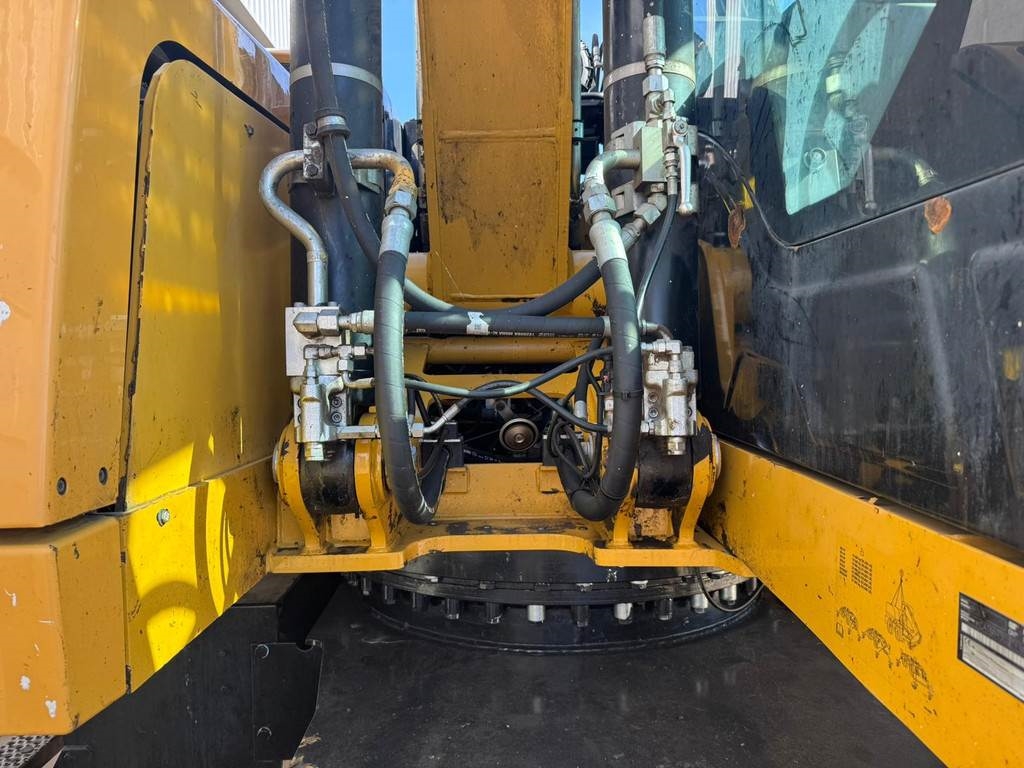 CAT MH3022