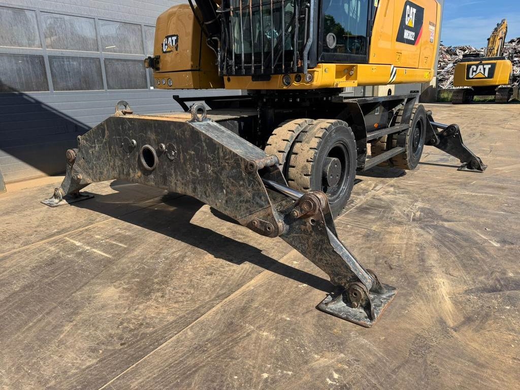 CAT MH3022