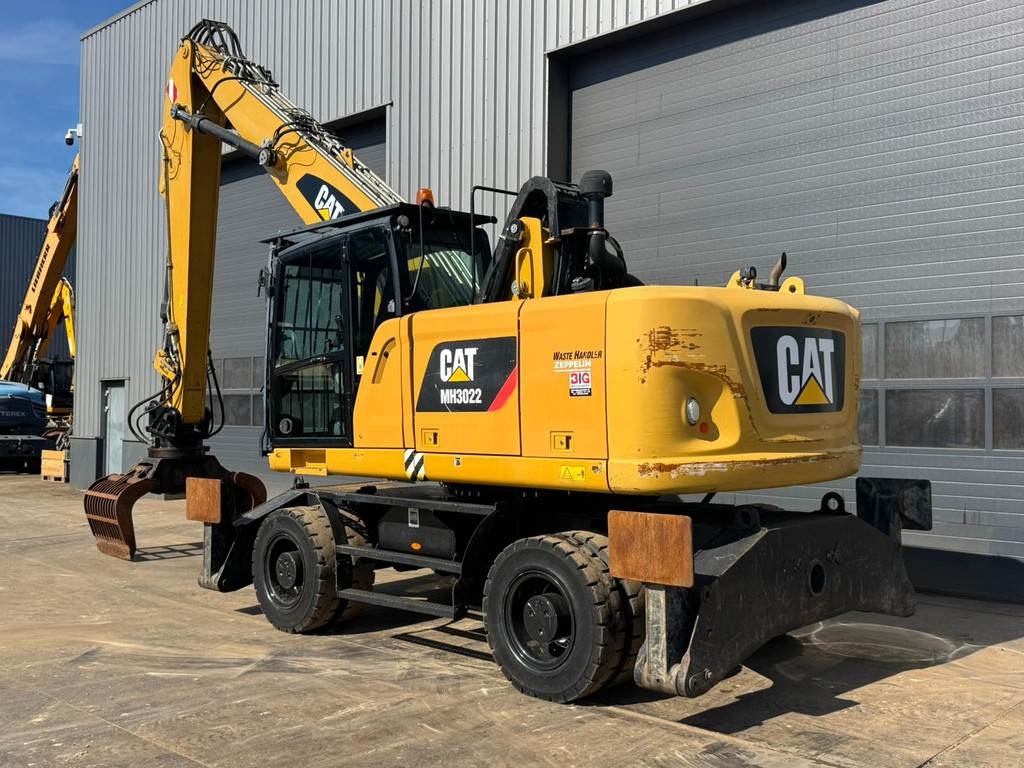 CAT MH3022