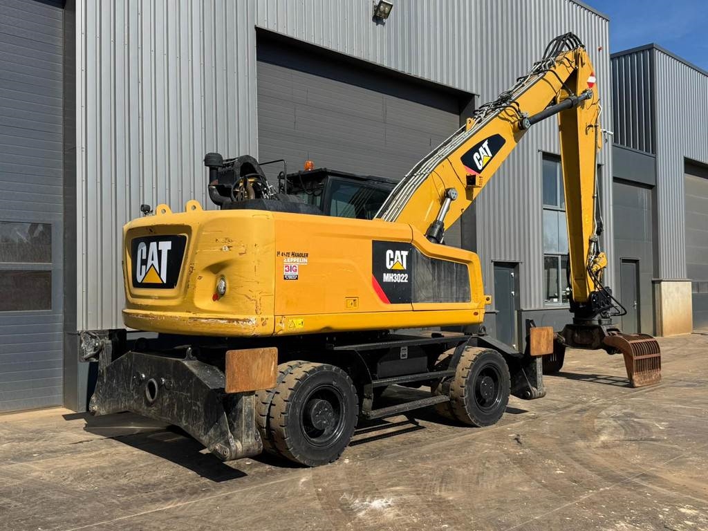 CAT MH3022