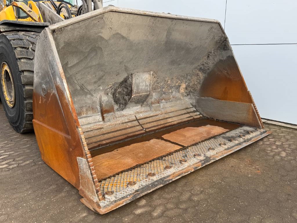 Volvo L220H - Dutch Machine / CDC Steering