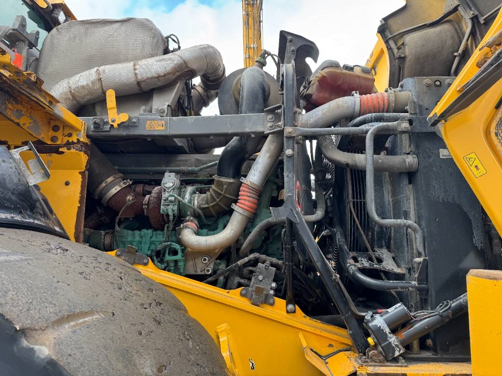 Volvo L220H - Dutch Machine / CDC Steering