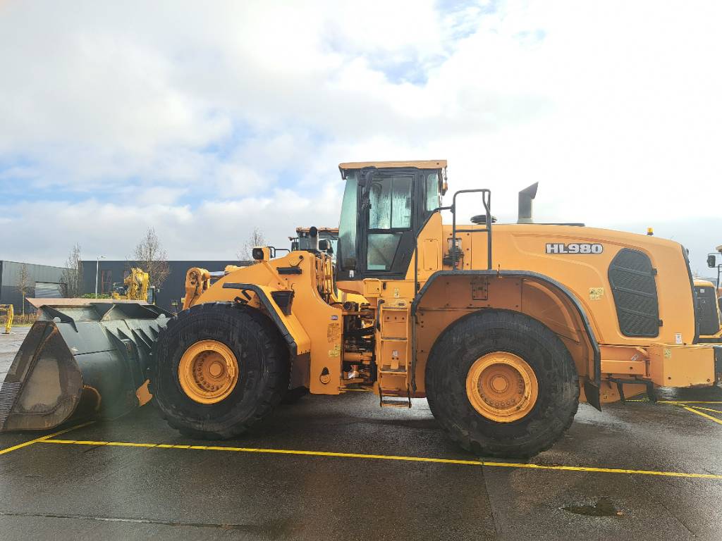 Hyundai HL980