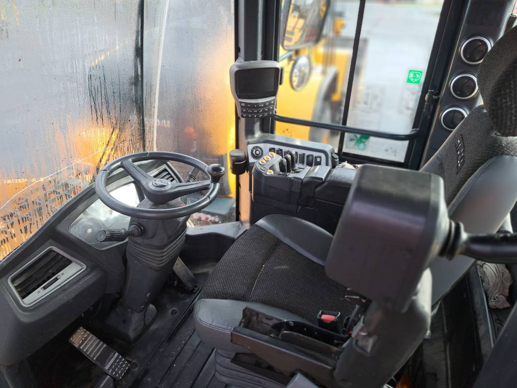 Hyundai HL980