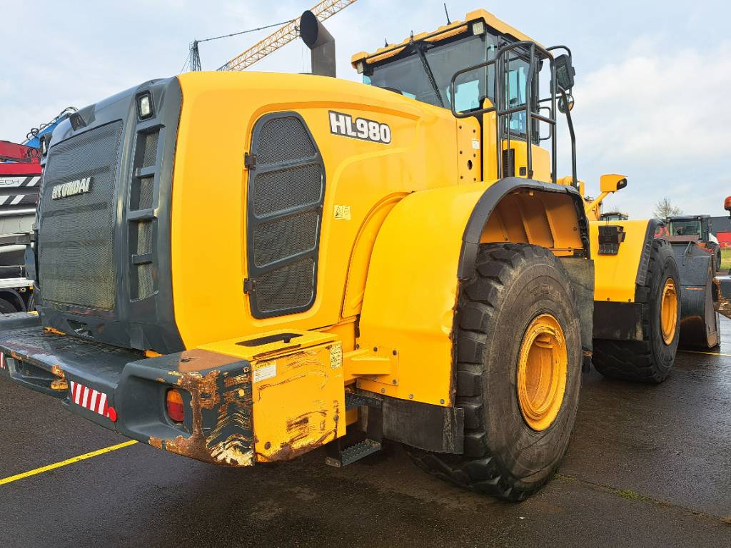Hyundai HL980