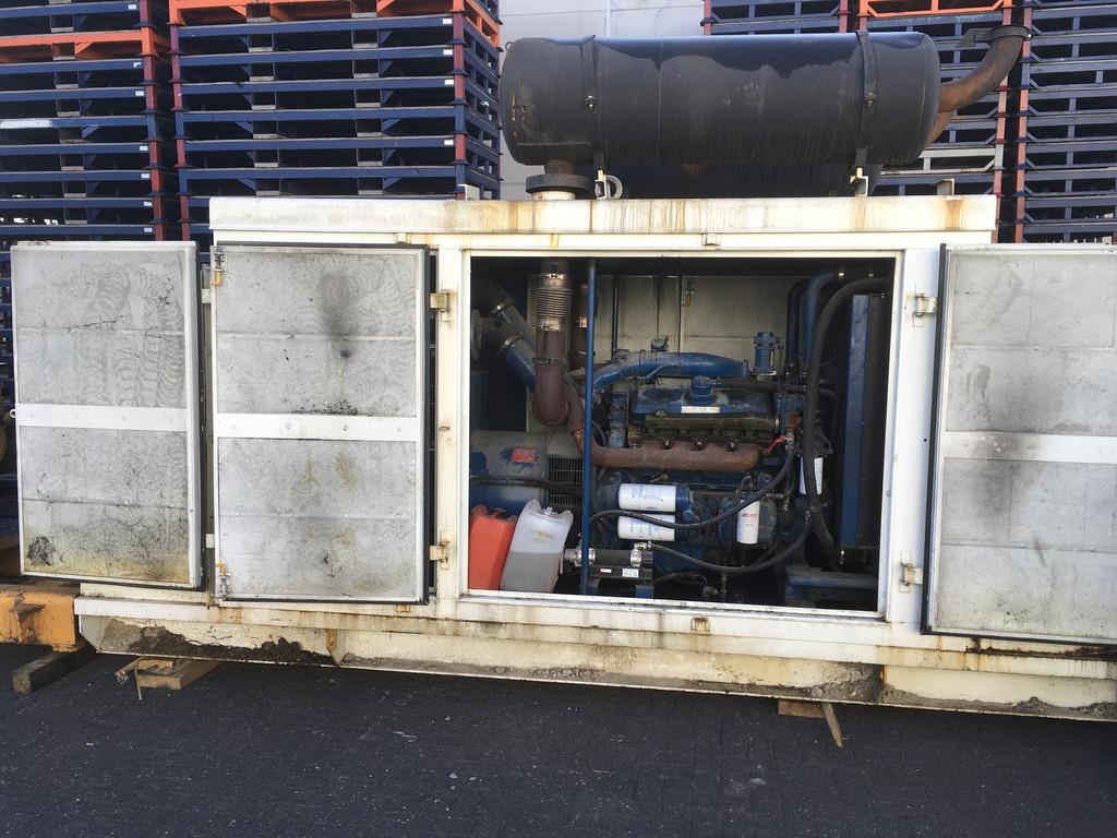 Detroit Diesel AMFORD HC544C GENERATOR 450 KVA USED