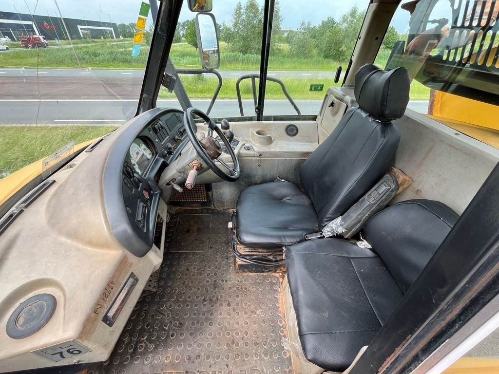 CAT 730