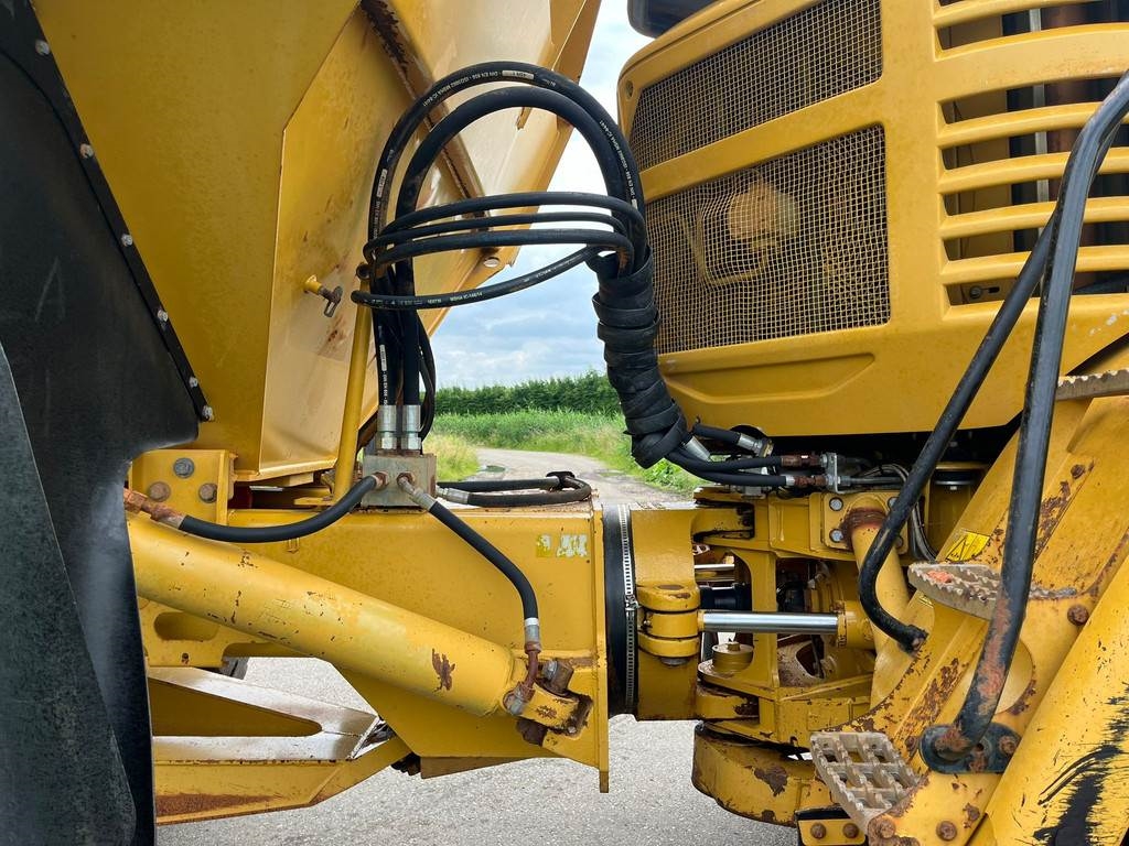 CAT 730