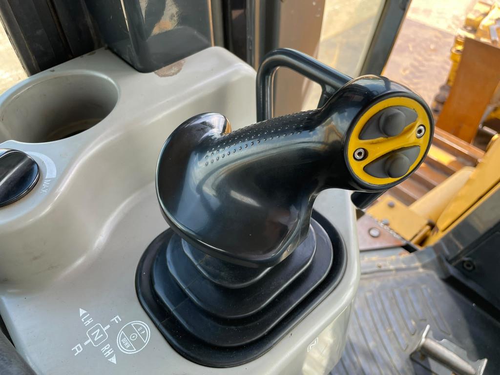 2017 Komatsu D61PXI-24-48897273