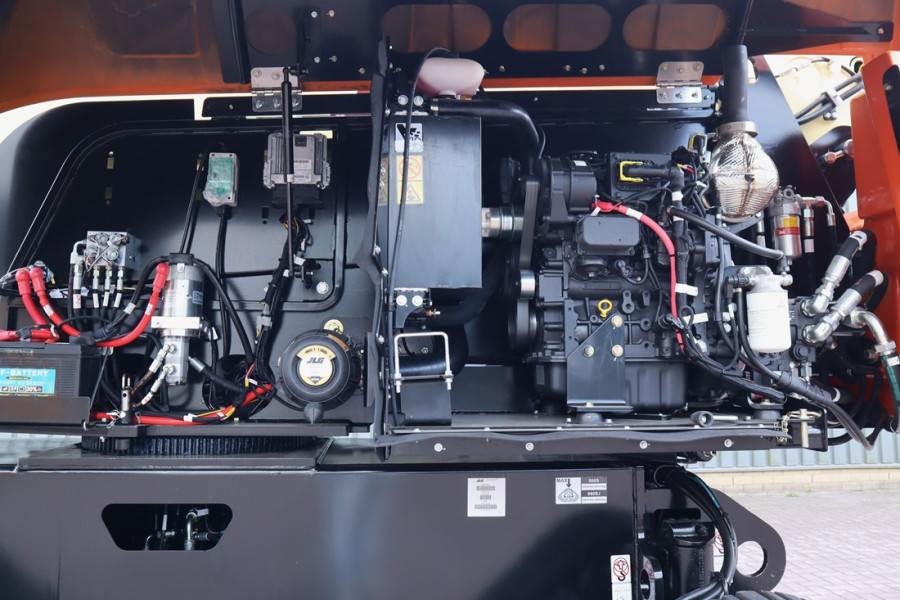 JLG 660SJ Quad Tracks Also Available For Rent, New, Di