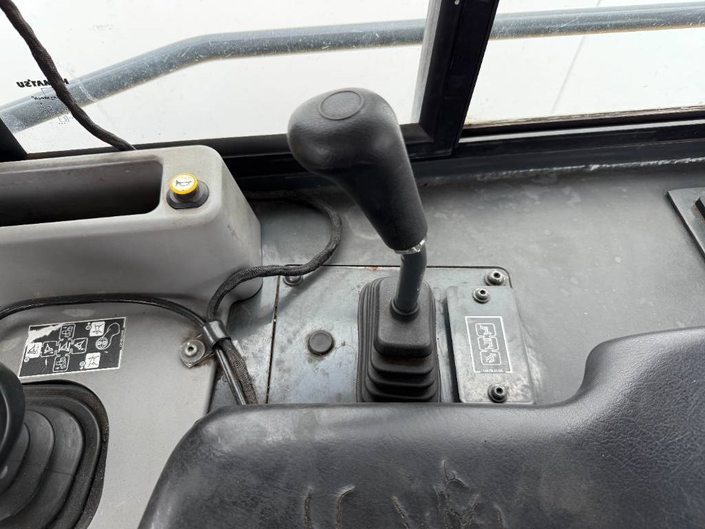 Komatsu D61PX-24 - Ripper Valve / Camera / Airco