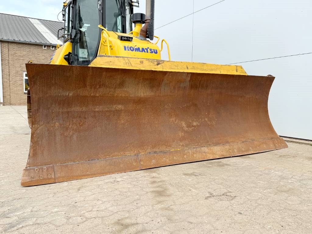 Komatsu D61PX-24 - Ripper Valve / Camera / Airco