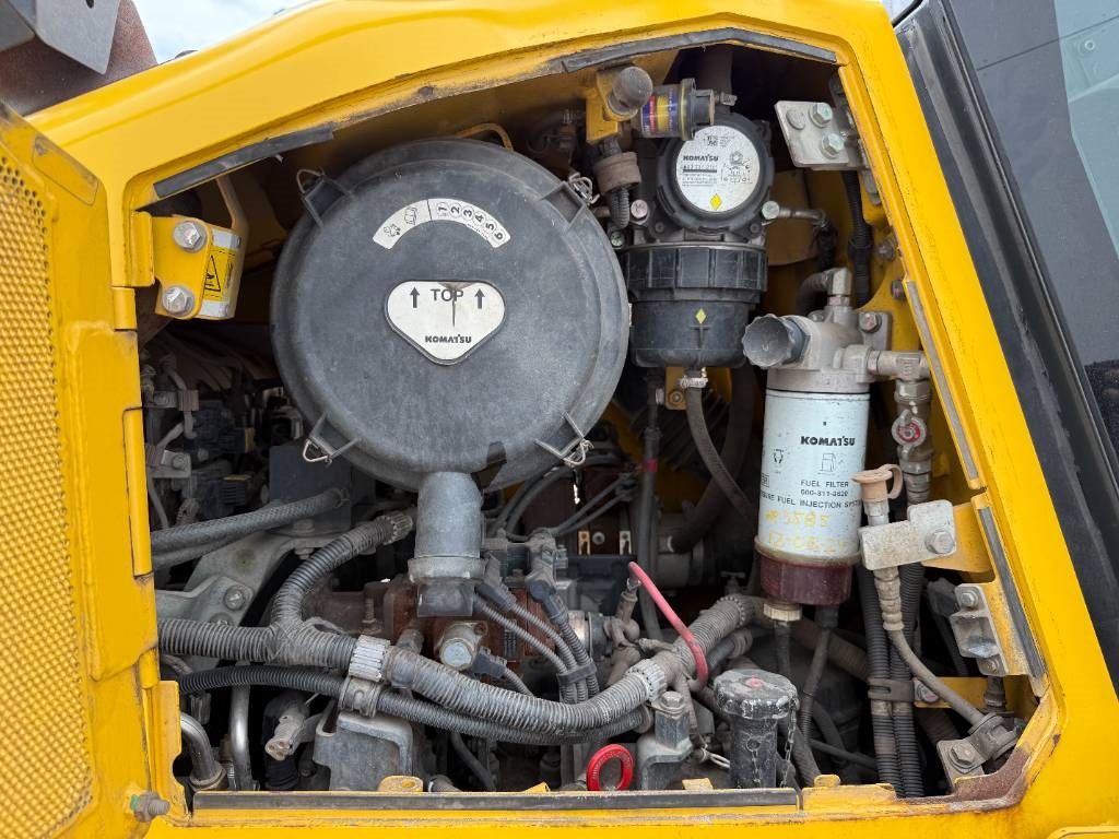 Komatsu D61PX-24 - Ripper Valve / Camera / Airco