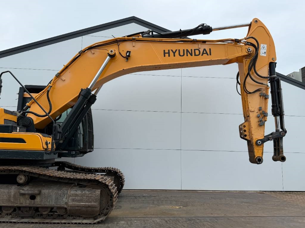 Hyundai HX380LC - Rock Quard / Hammer Lines / 360° Camera