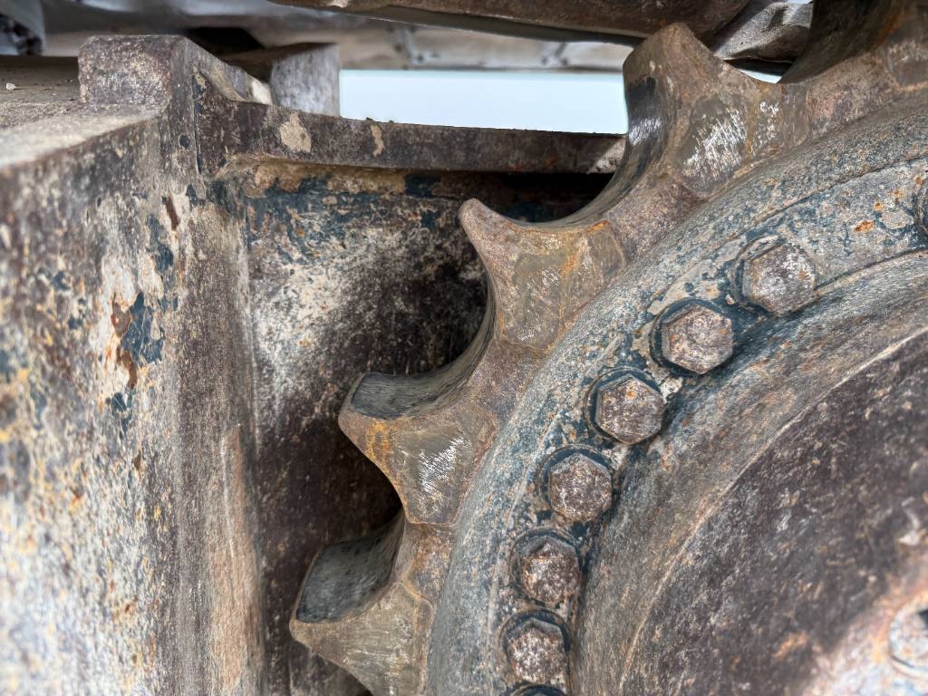 Hyundai HX380LC - Rock Quard / Hammer Lines / 360° Camera