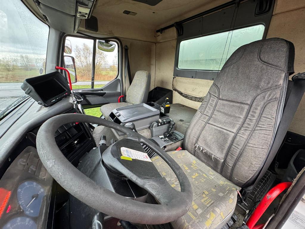 Renault Kerax 320.26 dCI 6x4 Kipper