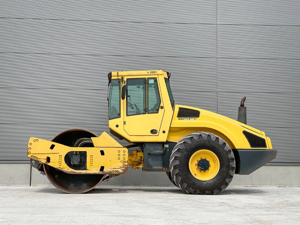 Bomag BW 213 DH-4