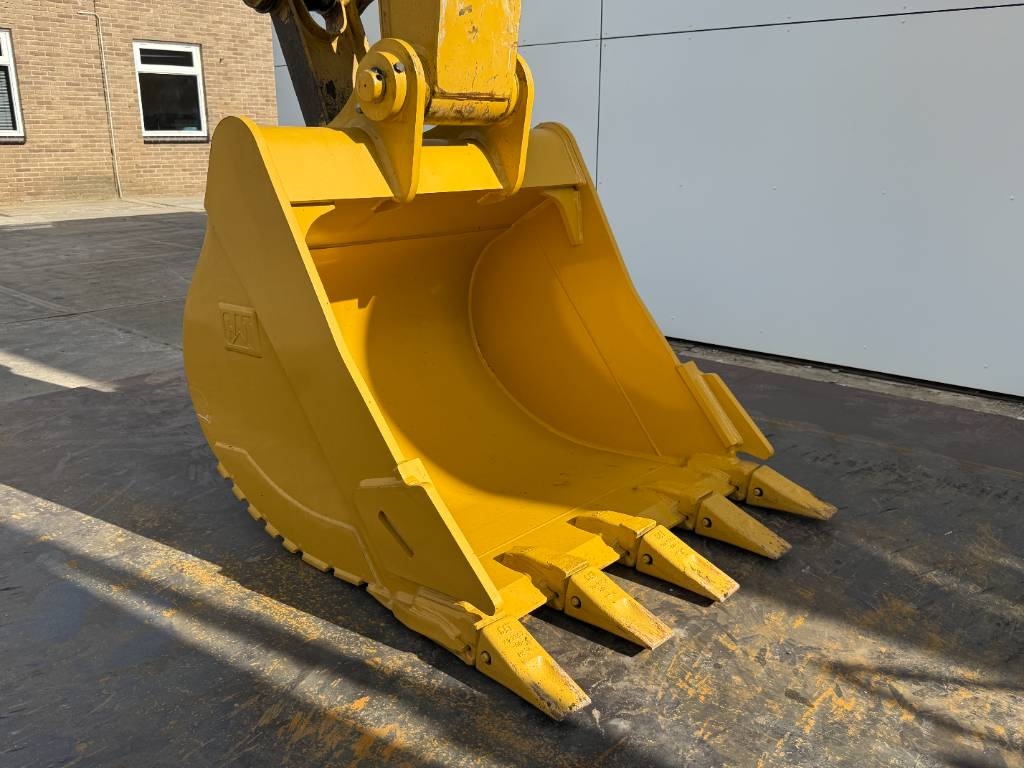 CAT 320EL - New Original Bucket / German Machine