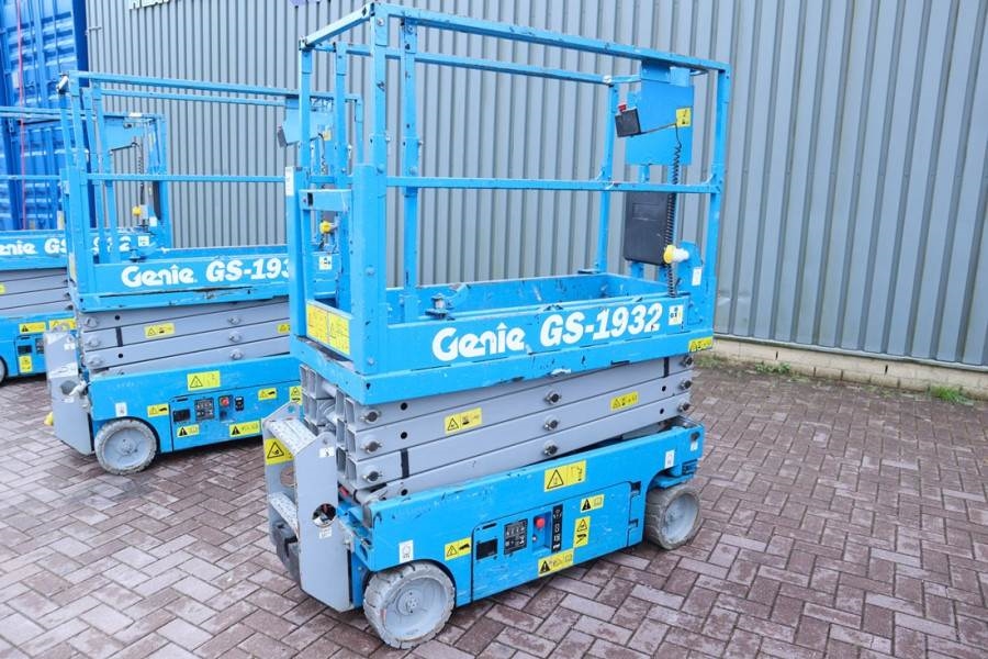 Genie GS1932 Electric, Working Height 7.8 m, 227kg Capac