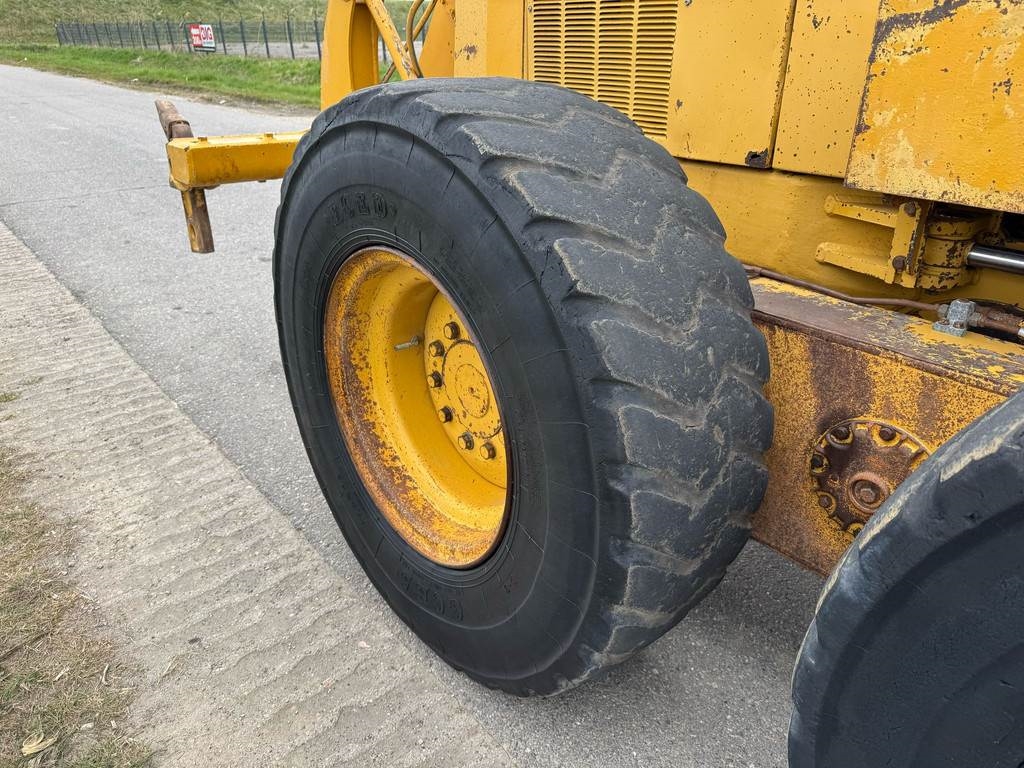 CAT 140H 3306 engine