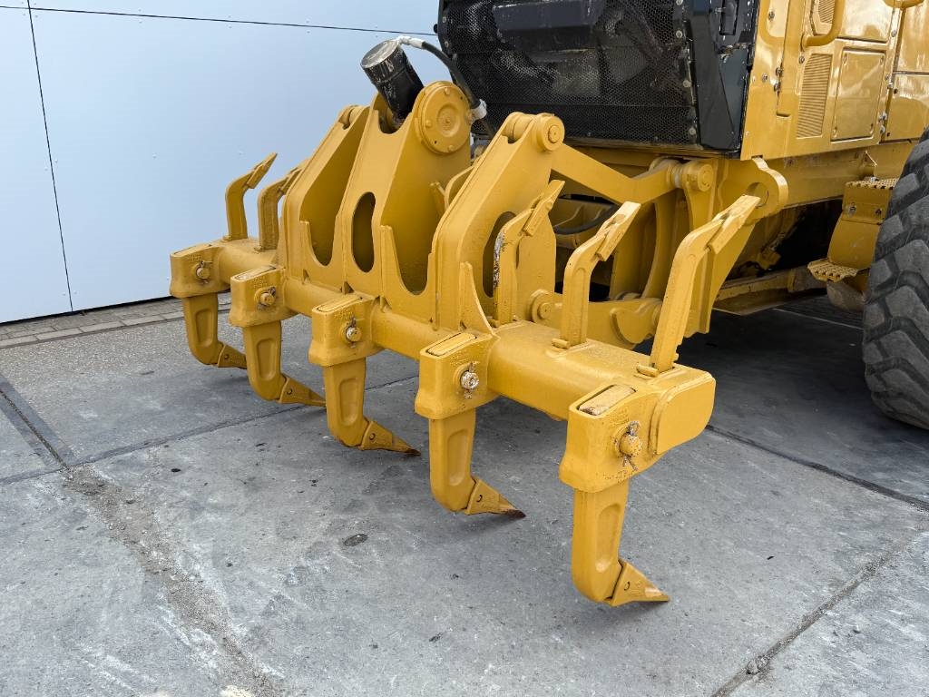 CAT 140M3 - Pushblock / Ripper / Joystick Controls