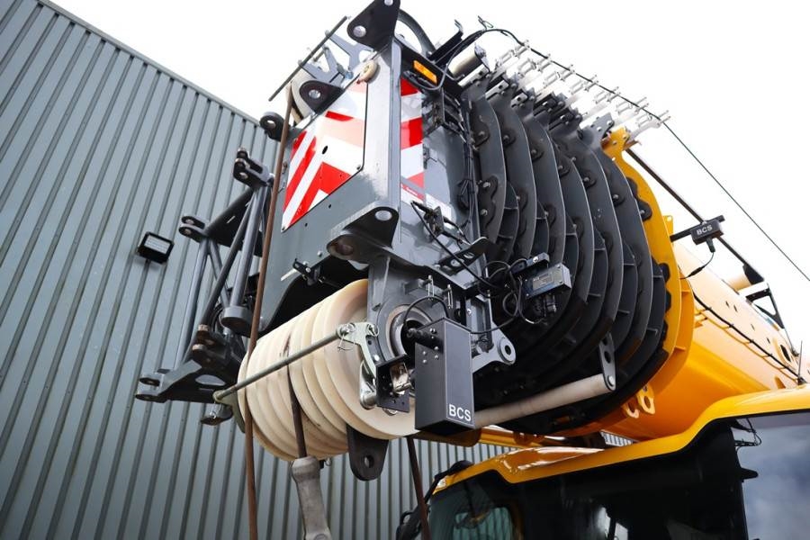 Grove GMK5250XL-1 Available Immediately, Dutch Registrat