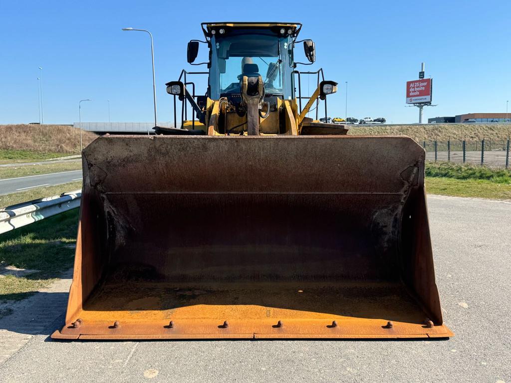 2015 Caterpillar 972M-48692067