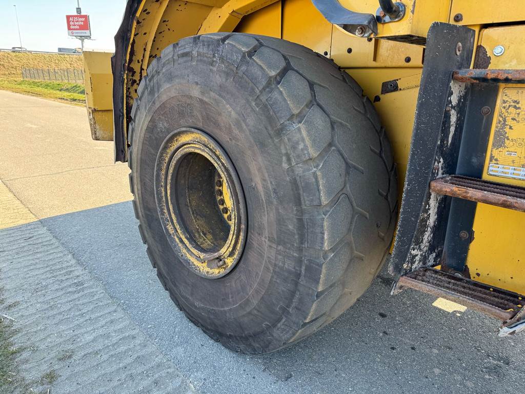 CAT 972M