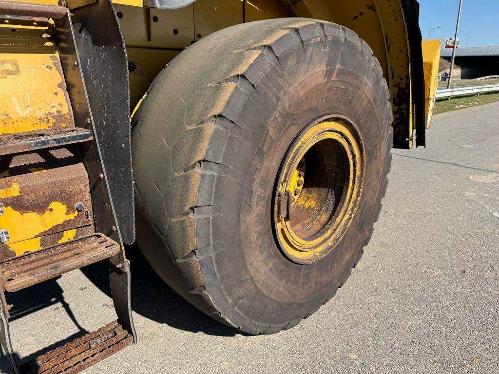 CAT 972M