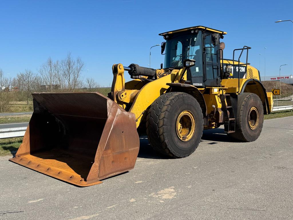 2015 Caterpillar 972M-48692053