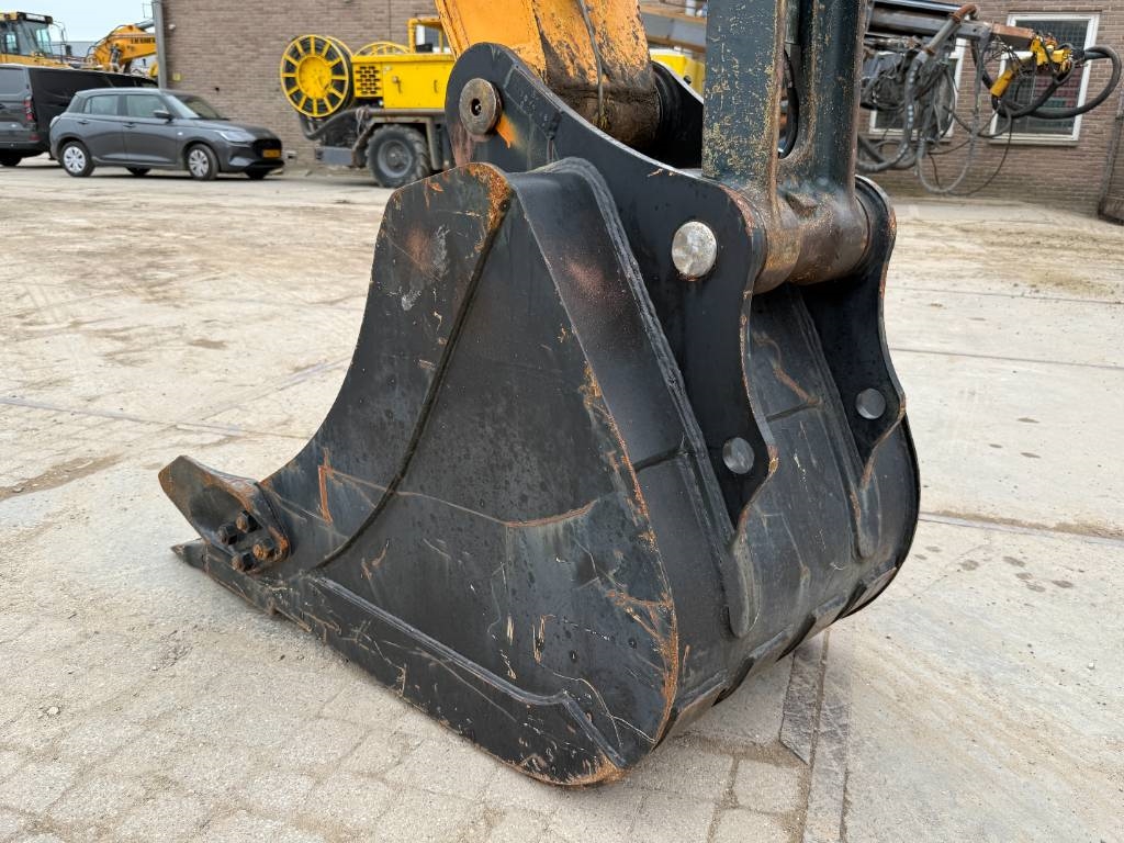 Hyundai HX300LR 18m Long Reach - 2 Units Available!