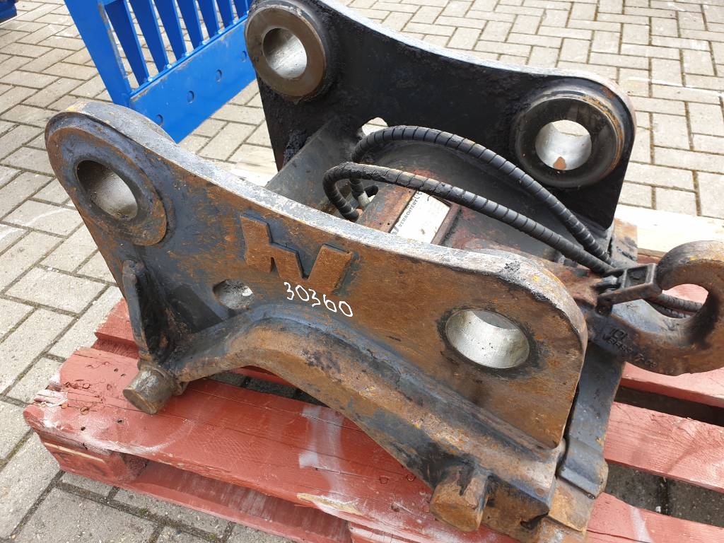 Excavator Quick Coupler R210, CW30  Machineryscanner