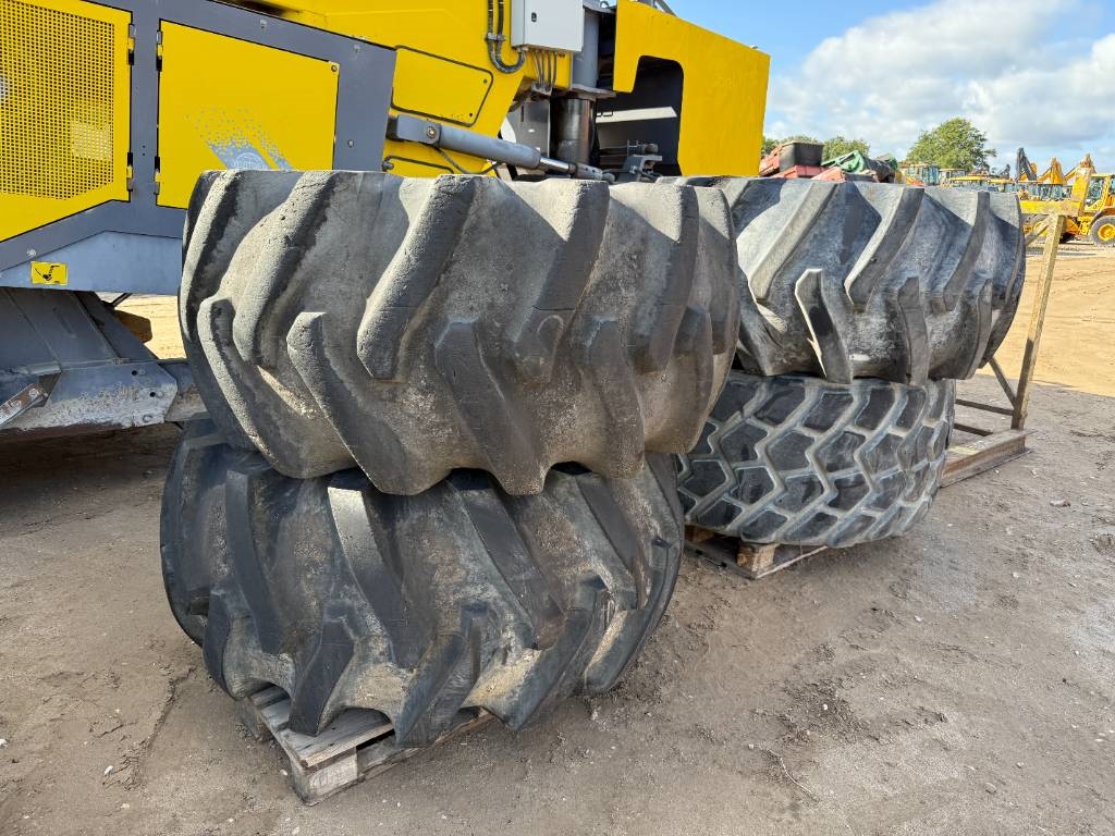 Wirtgen WR2500SK - Dutch Machine / Extra Miller and Tires