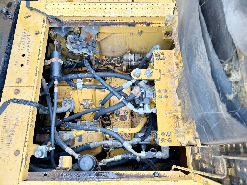 CAT 988H - Engine & Gearbox 7.500h Ago Rebuilt