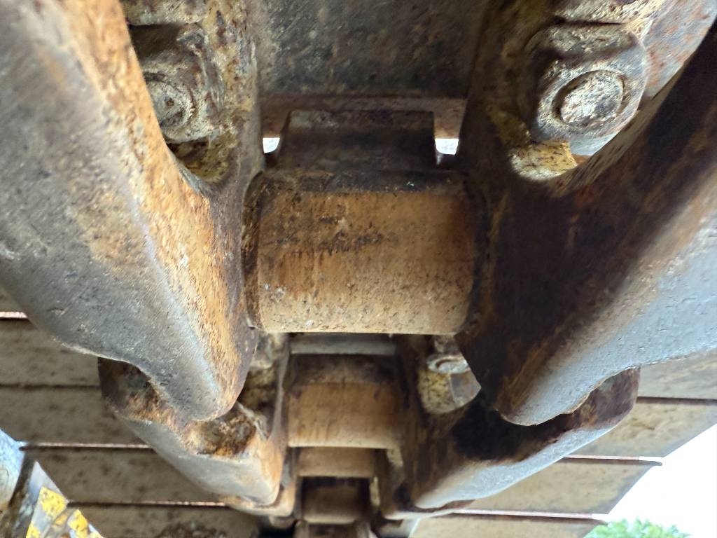 Komatsu D61PX15 - 6 Way + Folding Blade / CE + EPA / AC