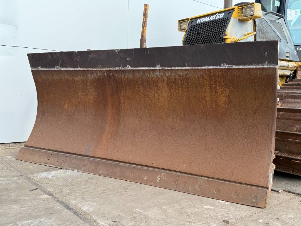 Komatsu D61PX15 - 6 Way + Folding Blade / CE + EPA / AC