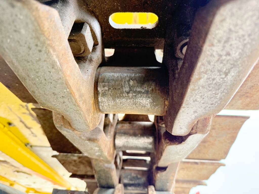 Komatsu PC490LC-10 UHD - 29m Demolition / Oilquick