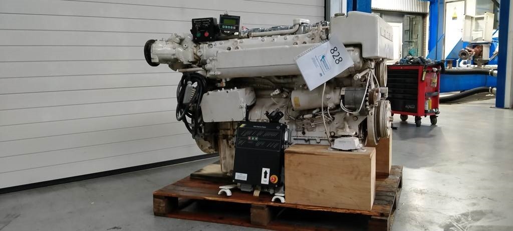 MAN D2876-LE402 USED