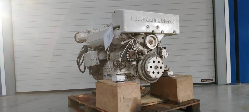 MAN D2876-LE402 USED