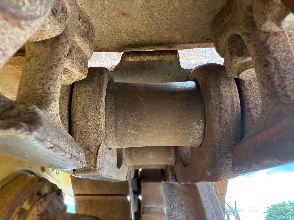 CAT D6T LGP - Camera / Airco / Ripper Valve