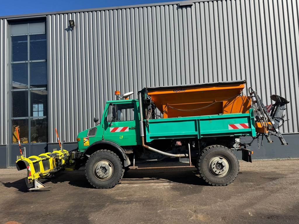 Mercedes-Benz Unimog U1700