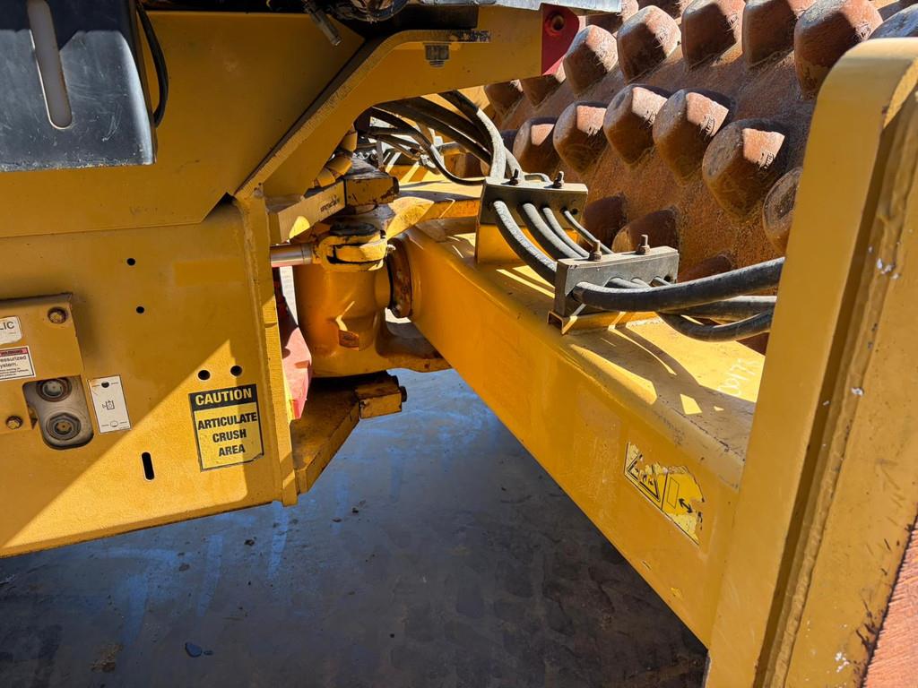 2011 Caterpillar CP76-47765886