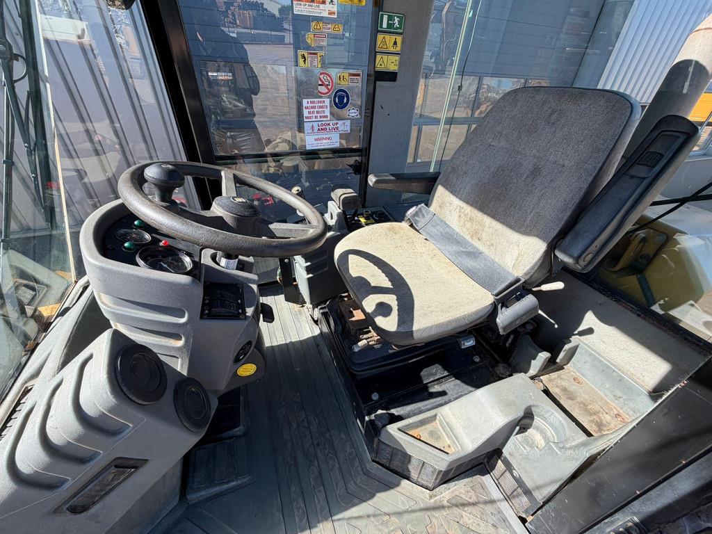 2011 Caterpillar CP76-47765895