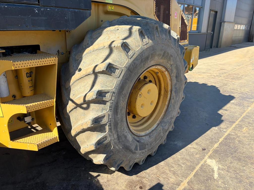 2011 Caterpillar CP76-47765888
