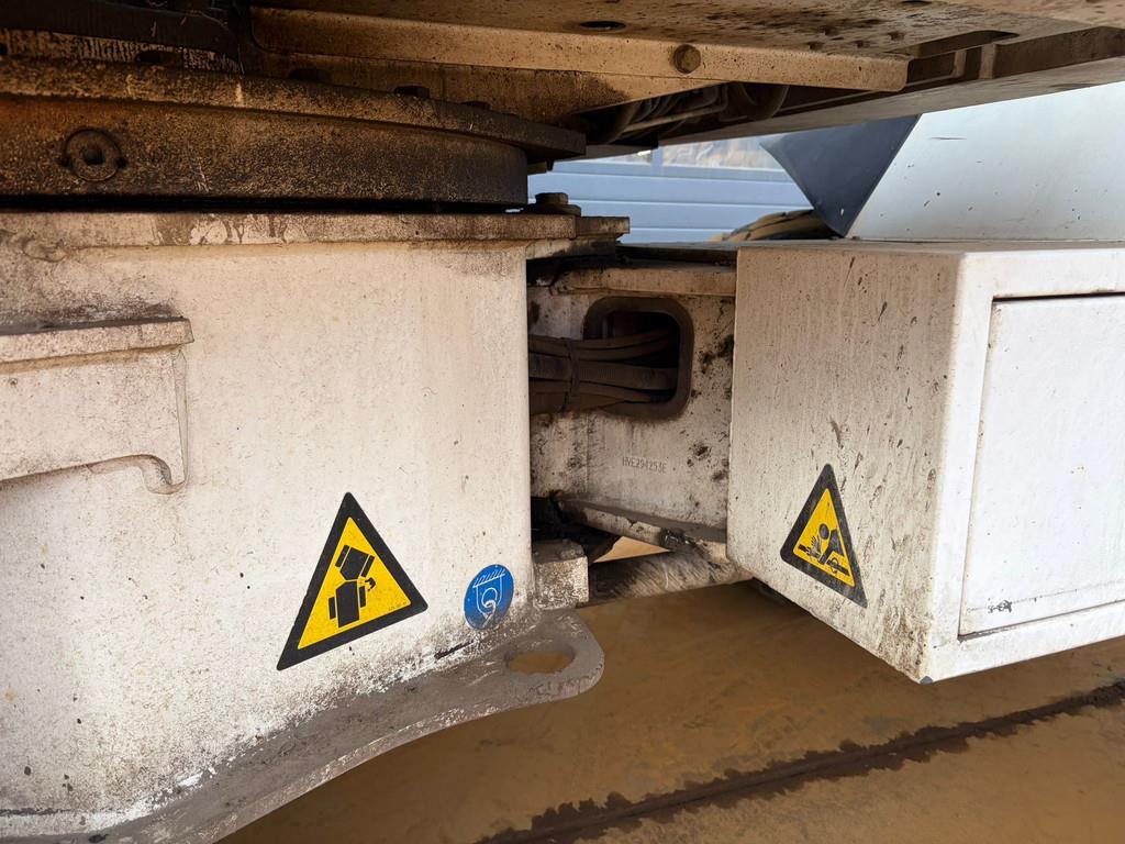 Mecalac 12MTX incl. 5 x bucket