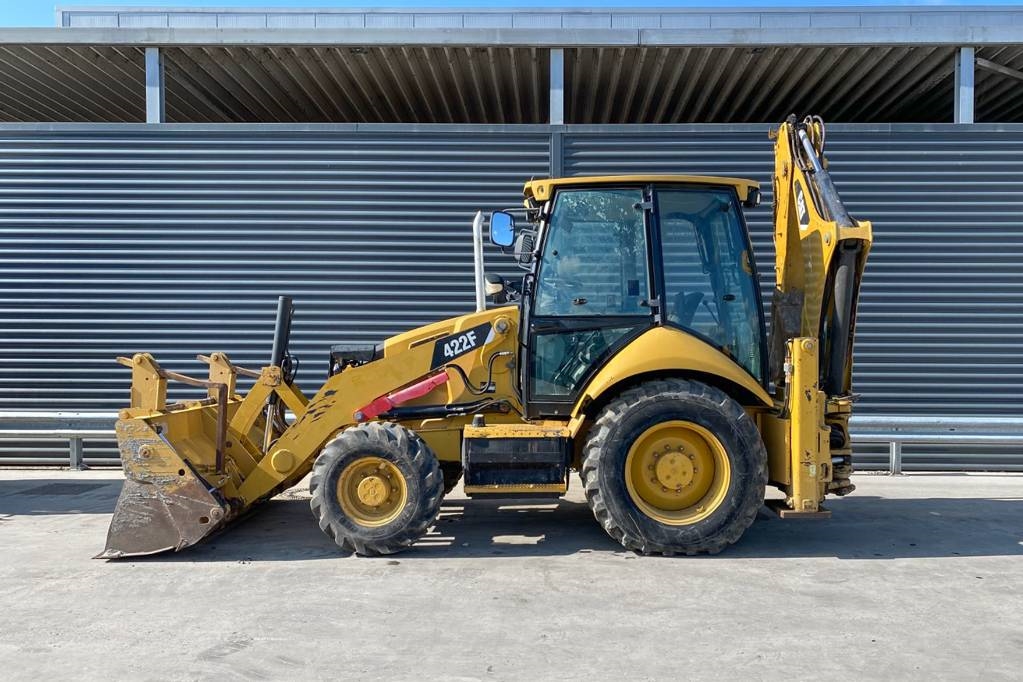 CAT 422 F TURBO