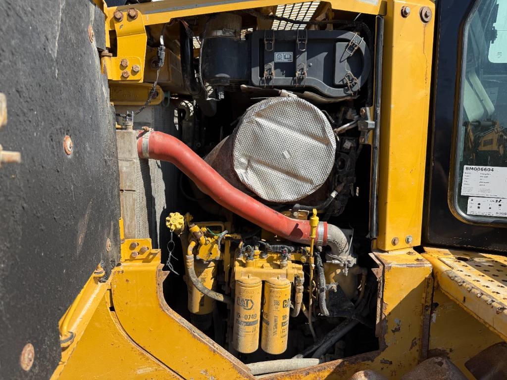 CAT D6T LGP - Swamp Tracks / Dutch Machine